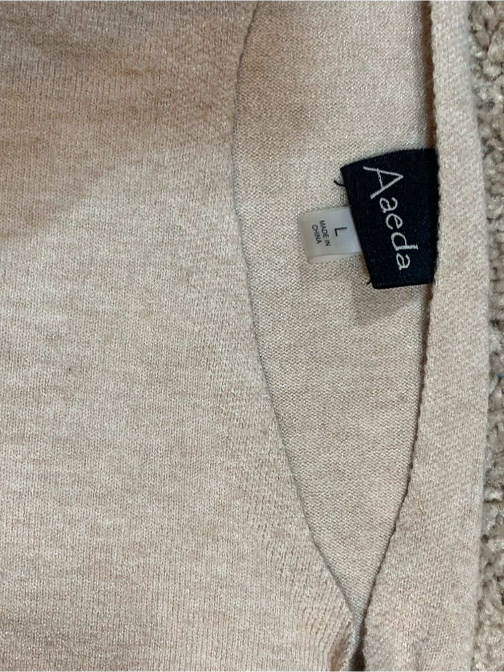 Beige Floral Appliqué Scoop-Neck Sweater - Picture 4 of 6
